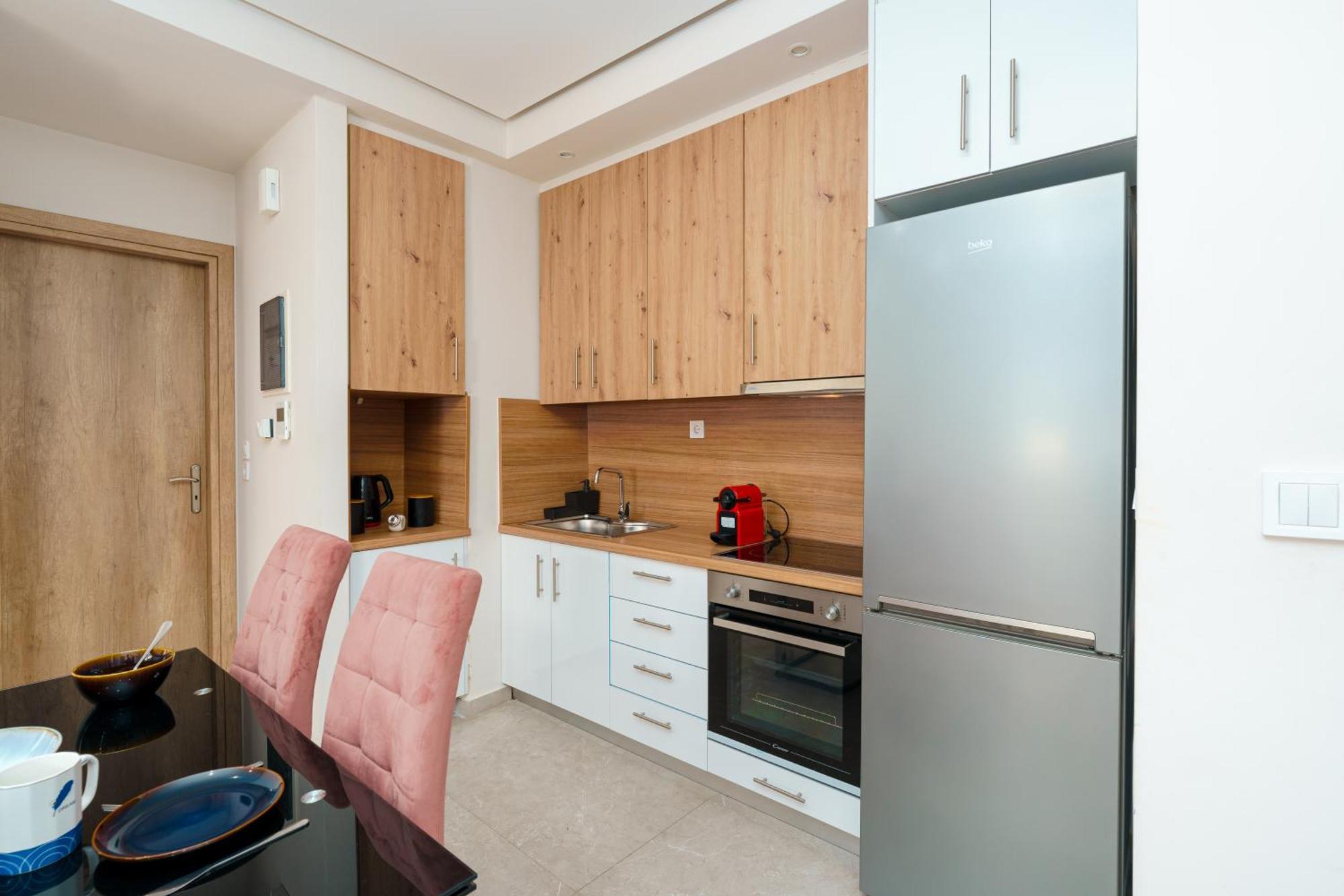 Chic Apartment Near Acropolis Athens Exterior photo
